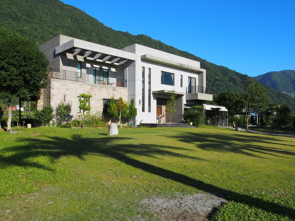 新城海阔天空旅馆公寓 外观 照片